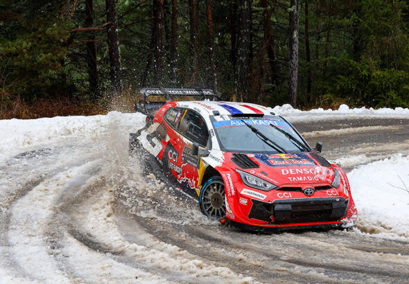 SS8: Ogier tog sin första sträckseger