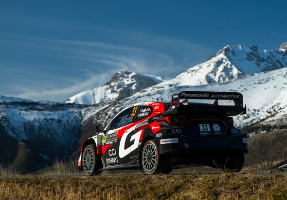 SS5: Evans tog hem sin andra sträckseger. Solberg punktering.