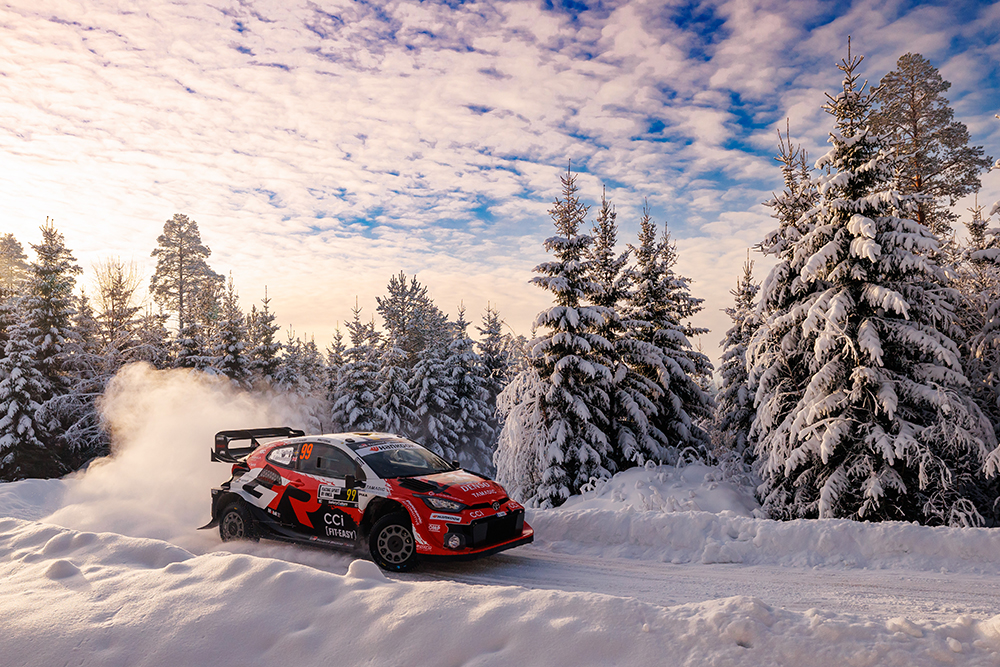 SS4: Solberg kontrade med sträckseger