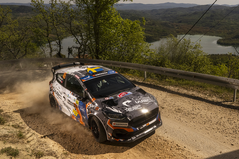 Calle Carlberg överraskad över ledningen