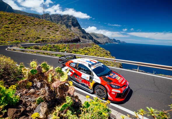 SS7: Sebastien Ogier utökar ledningen. Toyota topp fem.