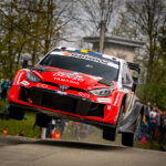 SS18: Oliver seger nr 8 på första varvet av Power Stage .