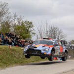 SS16: Thierry Neuville och Hyundai 57,46 km från första segern.