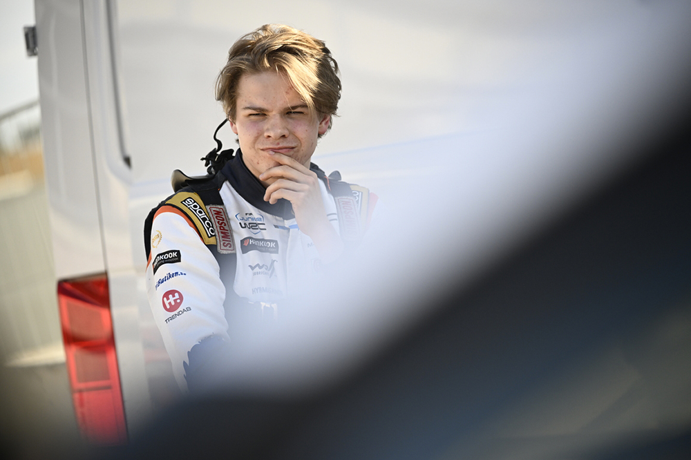WRC2 premiär i Acropolis för Mille Johansson