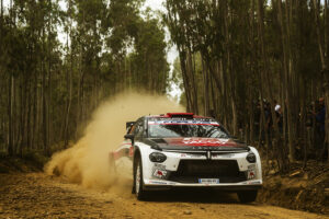 Åtta WRC2 förare i kampen om mästerskaps ledningen.