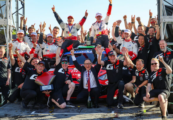 Toyota summerar succén i det sista asfaltsrallyt för Rally 1